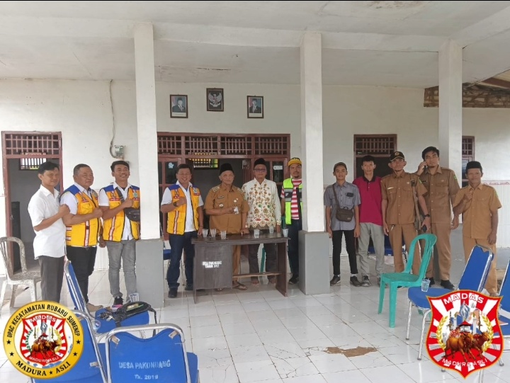 Foto di ambil di Balai Desa Pakondang kecamatan Rubaru kabupaten Sumenep Jawa timur