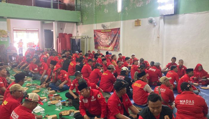 Madas Sedarah Wonokromo Bangun Kesadaran Hukum dan Kesiapsiagaan Bencana Lewat Cangkrukan Edukatif